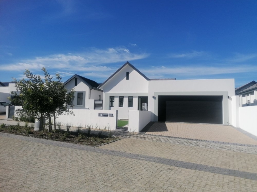 3 Bedroom Property for Sale in Sitari Country Estate Western Cape